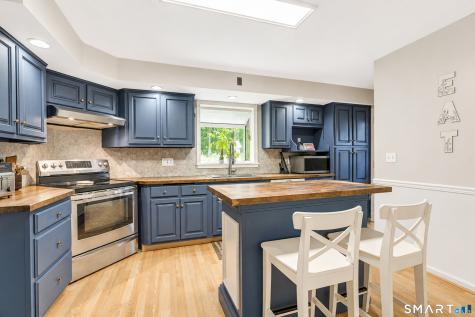 1338 Avon Boulevard Cheshire CT 06410