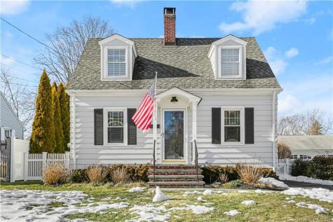 86 Clinton Street Fairfield CT 06824