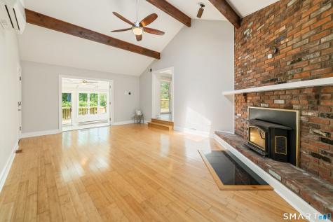 20 Whitefield Drive Trumbull CT 06611