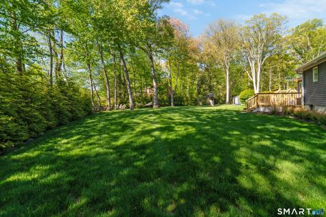 20 Whitefield Drive Trumbull CT 06611