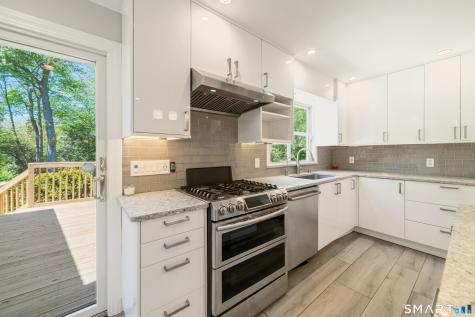 20 Whitefield Drive Trumbull CT 06611