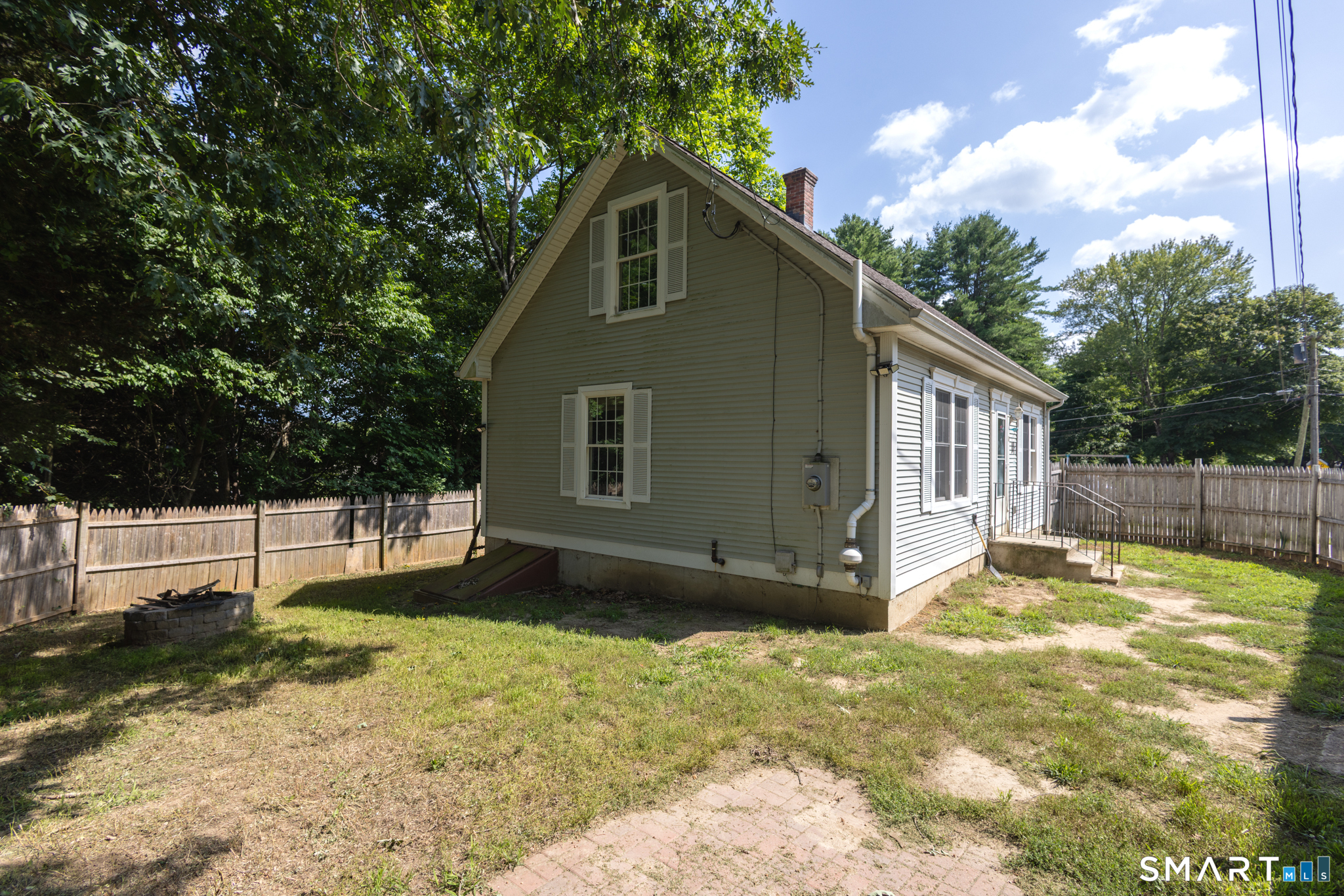 10 Russell Avenue Brooklyn CT 06234