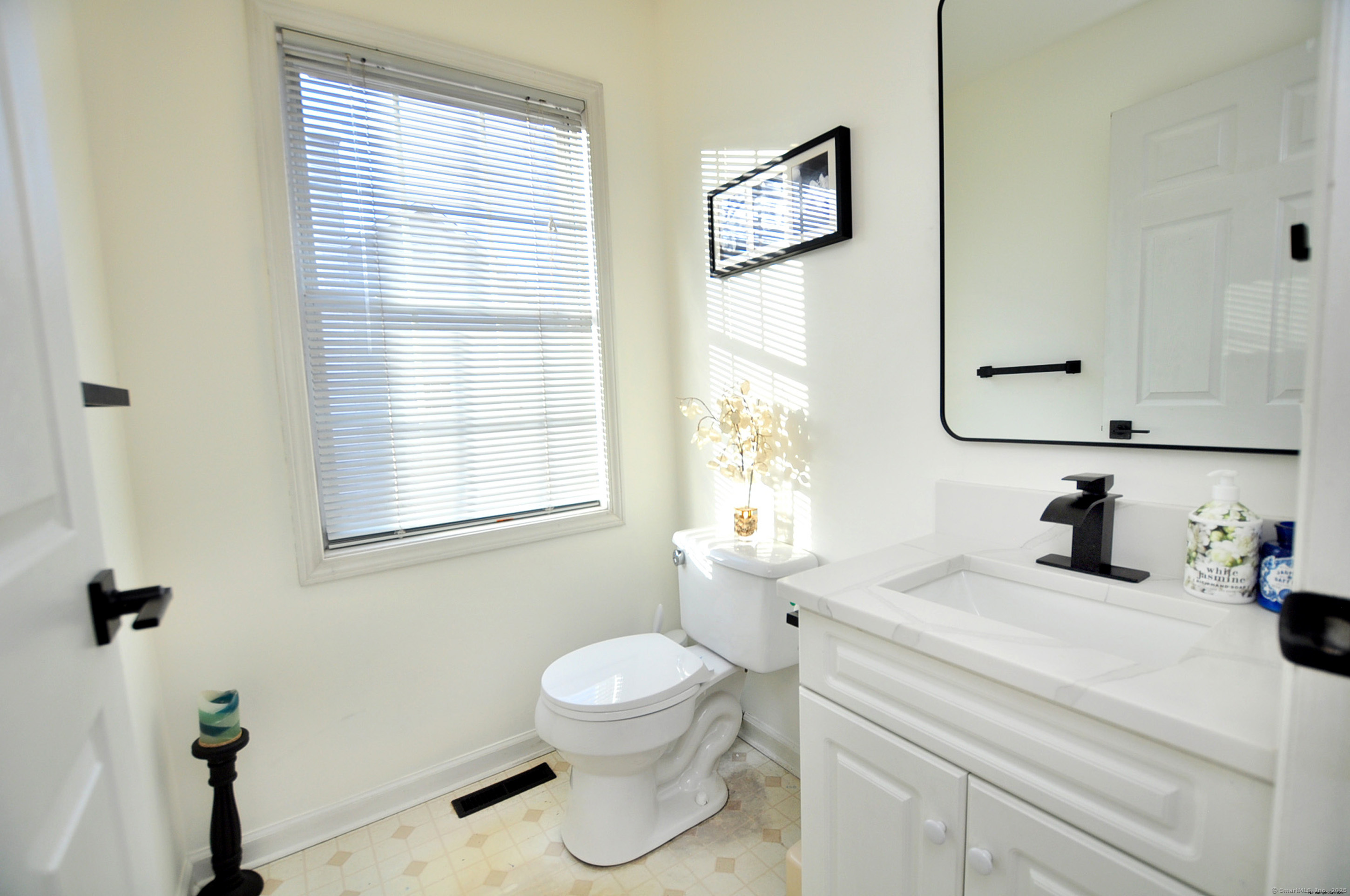 85 Glen Ridge Road Hamden CT 06518