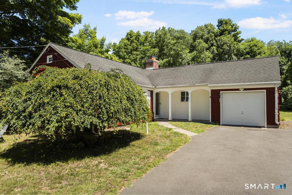 43 East Village Road Shelton CT 06484