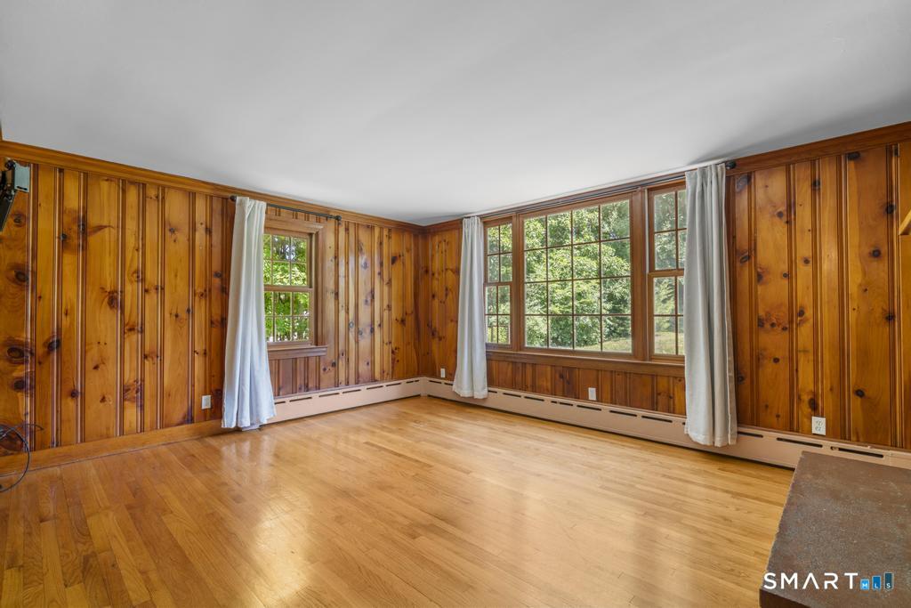 43 East Village Road Shelton CT 06484