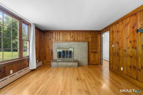 43 East Village Road Shelton CT 06484