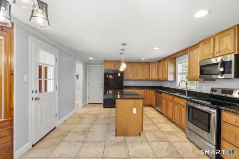 43 East Village Road Shelton CT 06484