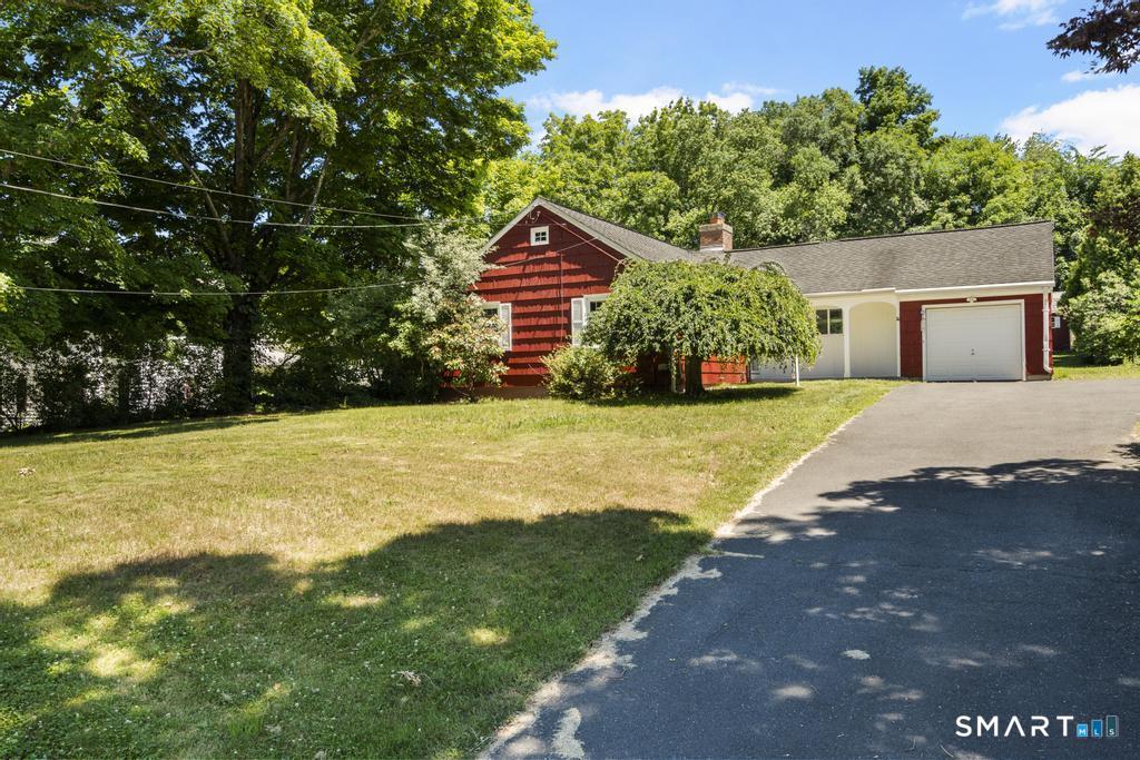 43 East Village Road Shelton CT 06484
