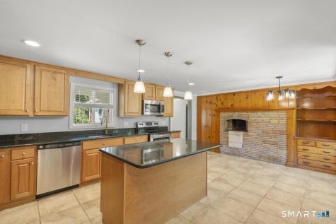 43 East Village Road Shelton CT 06484