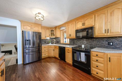 17 Julius Drive East Haven CT 06513