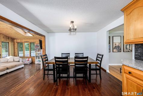 17 Julius Drive East Haven CT 06513
