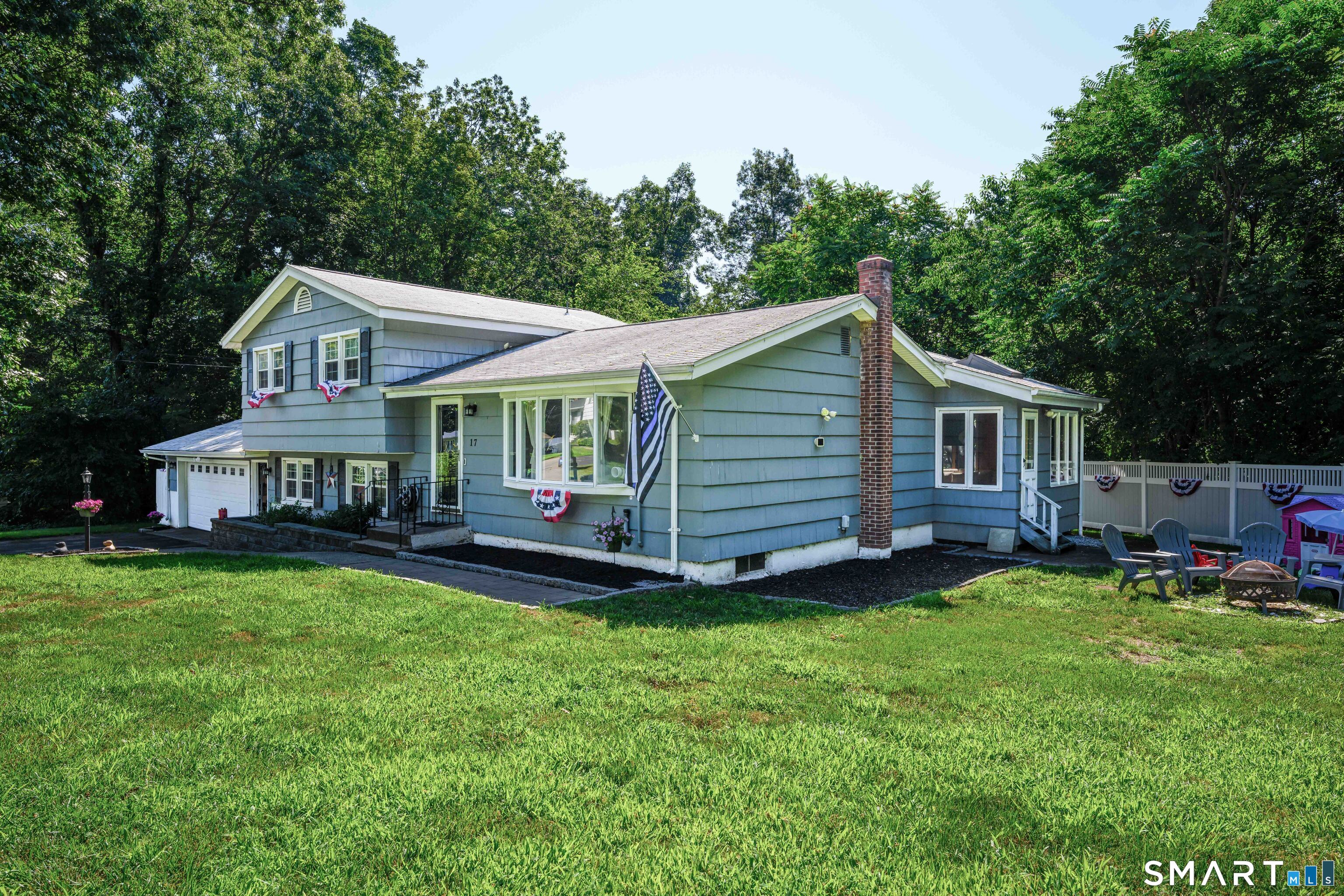17 Julius Drive East Haven CT 06513