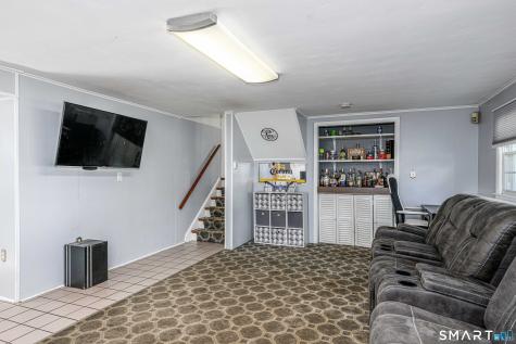 17 Julius Drive East Haven CT 06513