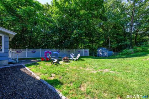 17 Julius Drive East Haven CT 06513