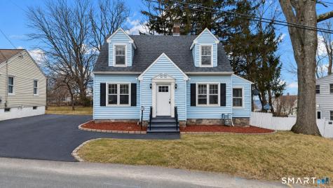 37 Byrneside Avenue Waterbury CT 06704