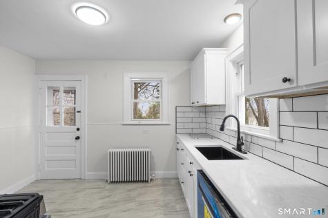 37 Byrneside Avenue Waterbury CT 06704