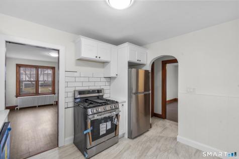 37 Byrneside Avenue Waterbury CT 06704