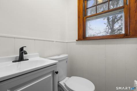 37 Byrneside Avenue Waterbury CT 06704