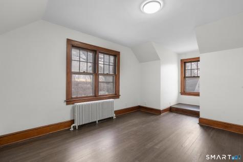 37 Byrneside Avenue Waterbury CT 06704