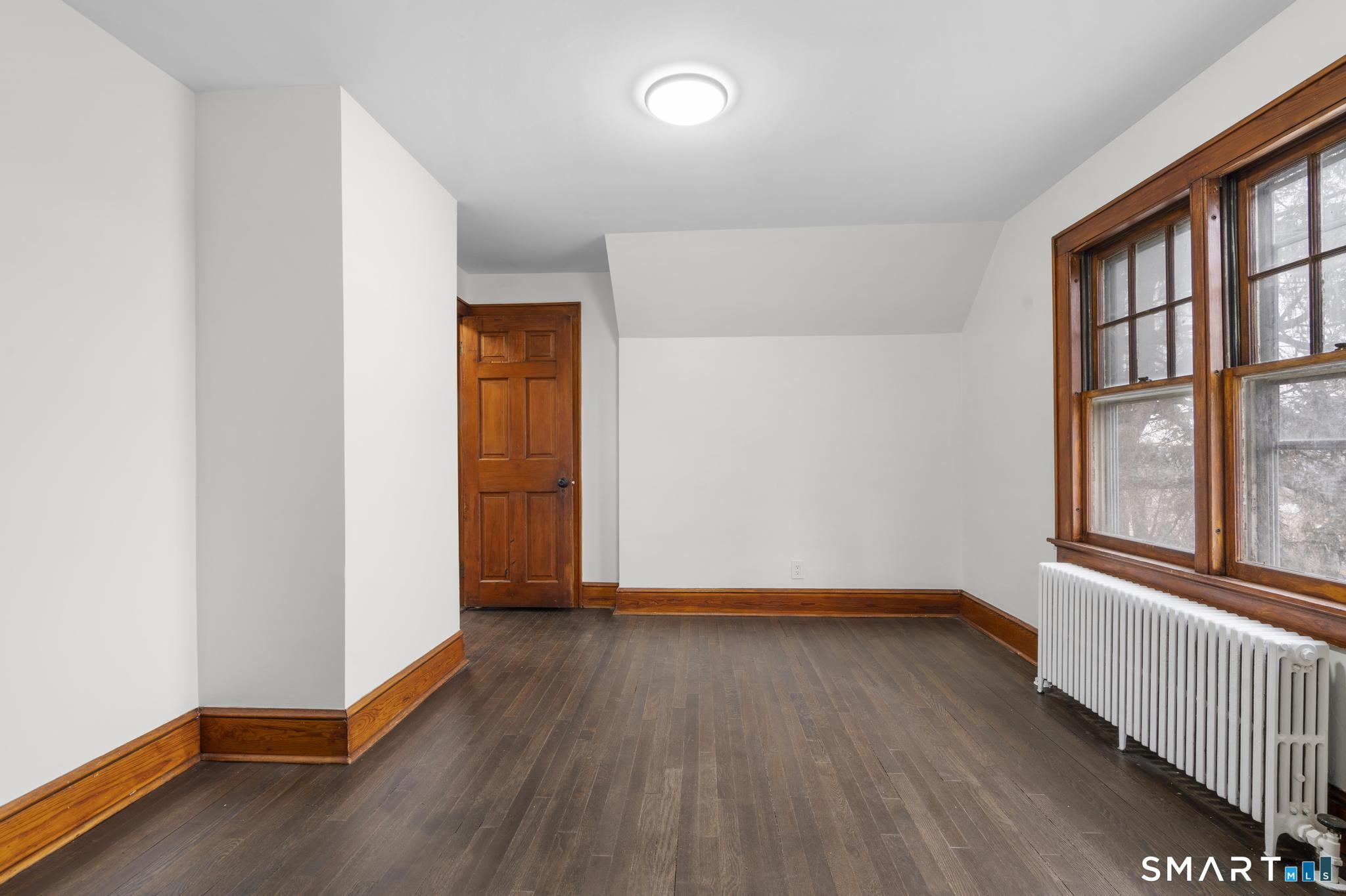 37 Byrneside Avenue Waterbury CT 06704