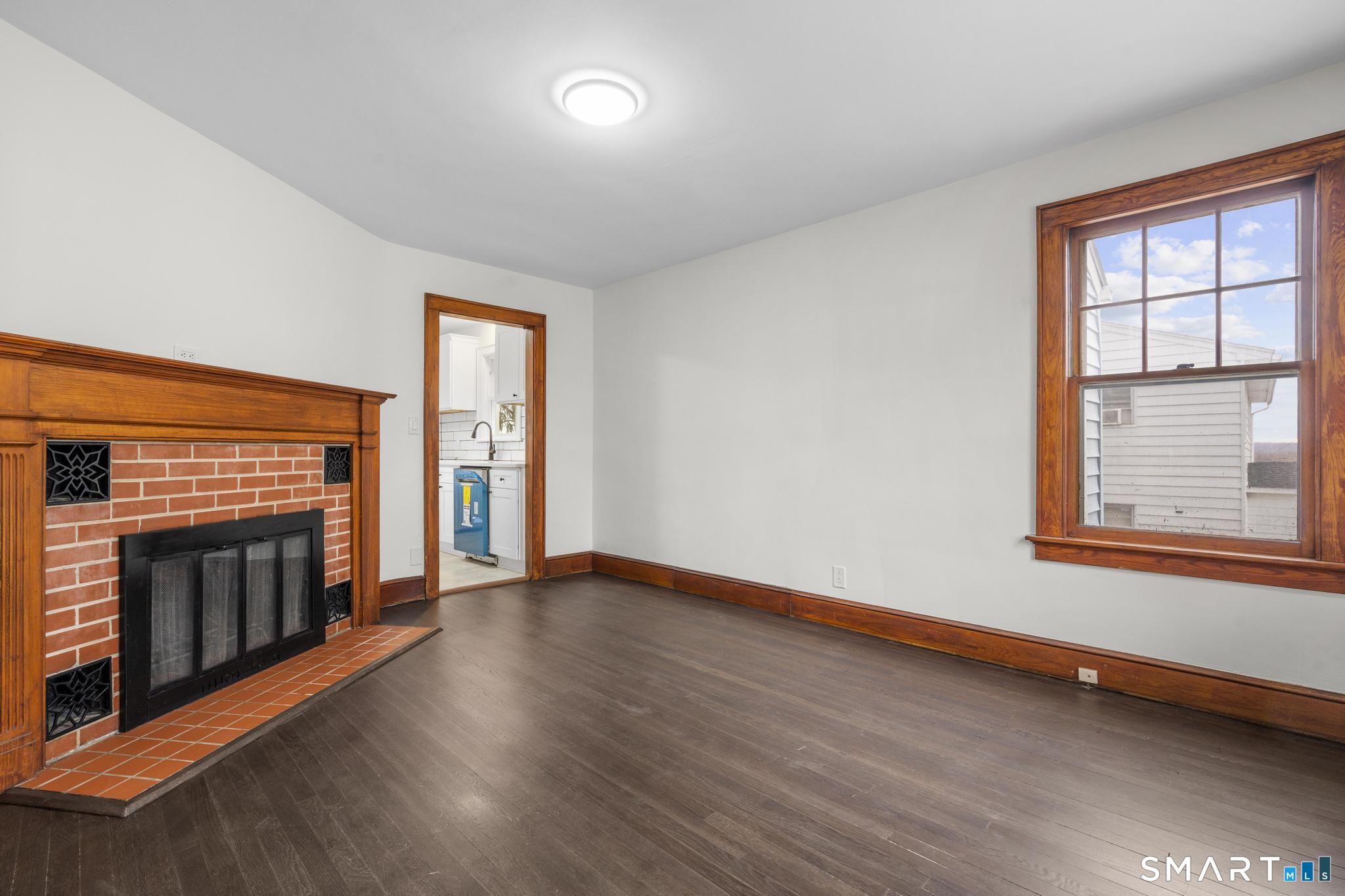 37 Byrneside Avenue Waterbury CT 06704