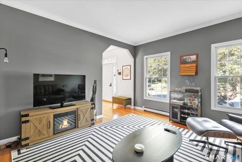 176 Cutlers Farm Road Monroe CT 06468