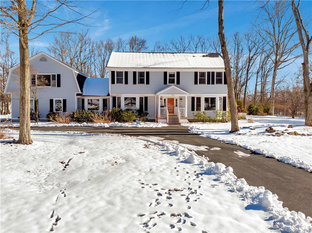 10 Cobblestone Lane Newtown CT 06470