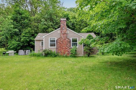 37 Highland Avenue Redding CT 06896