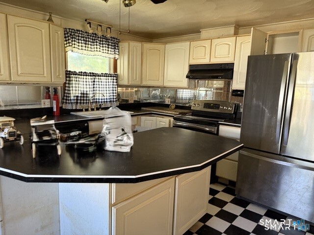 33 Deepwood Drive Wolcott CT 06716
