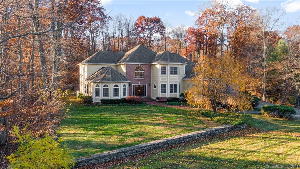 20 Lancelot Way Hamden CT 06518