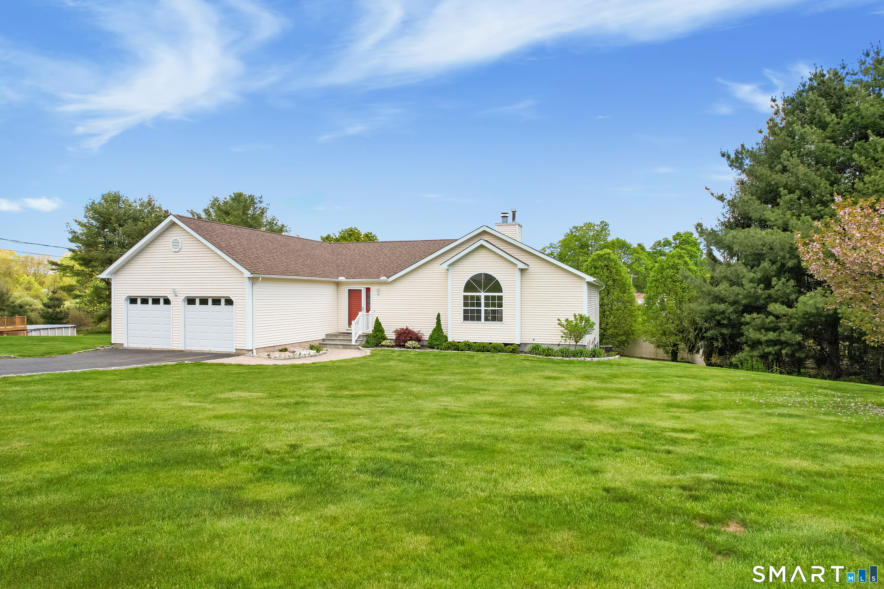 10 Conhurst Drive North Haven CT 06473
