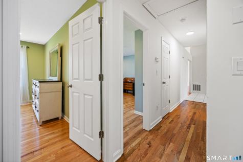 10 Conhurst Drive North Haven CT 06473