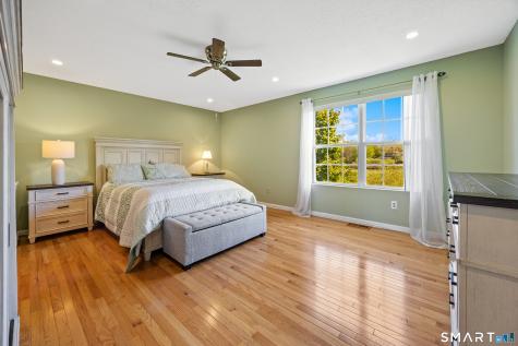 10 Conhurst Drive North Haven CT 06473