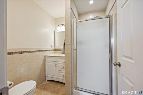 10 Conhurst Drive North Haven CT 06473