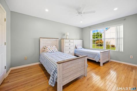 10 Conhurst Drive North Haven CT 06473