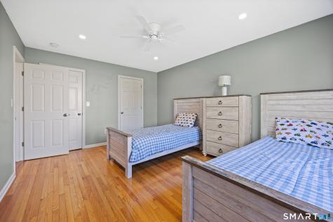 10 Conhurst Drive North Haven CT 06473