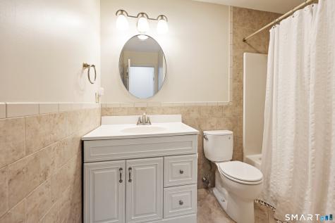 10 Conhurst Drive North Haven CT 06473