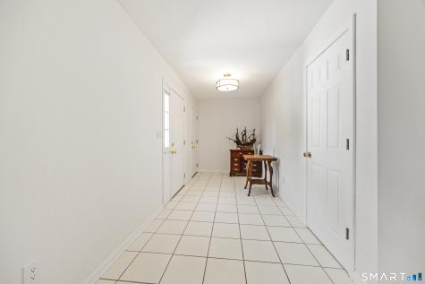10 Conhurst Drive North Haven CT 06473