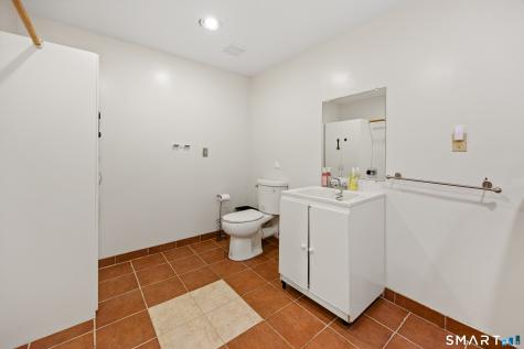 10 Conhurst Drive North Haven CT 06473