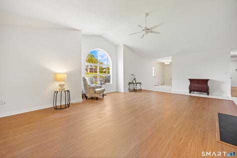 10 Conhurst Drive North Haven CT 06473
