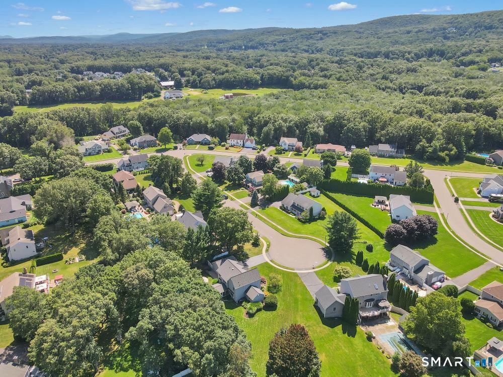 56 Foxcroft Court Southington CT 06489