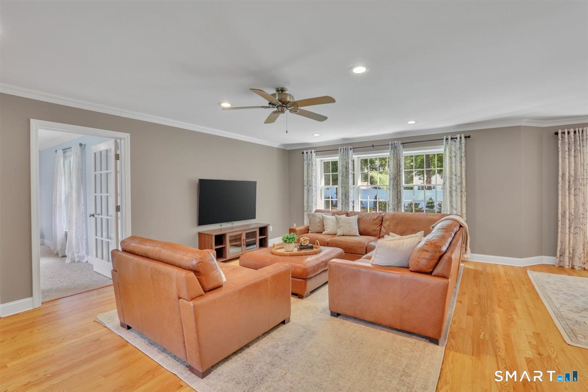 56 Foxcroft Court Southington CT 06489