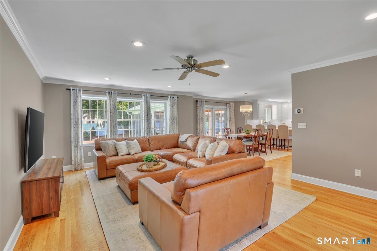 56 Foxcroft Court Southington CT 06489