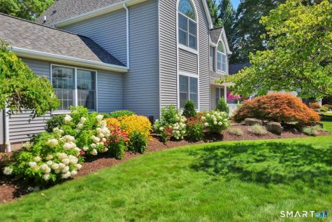 56 Foxcroft Court Southington CT 06489