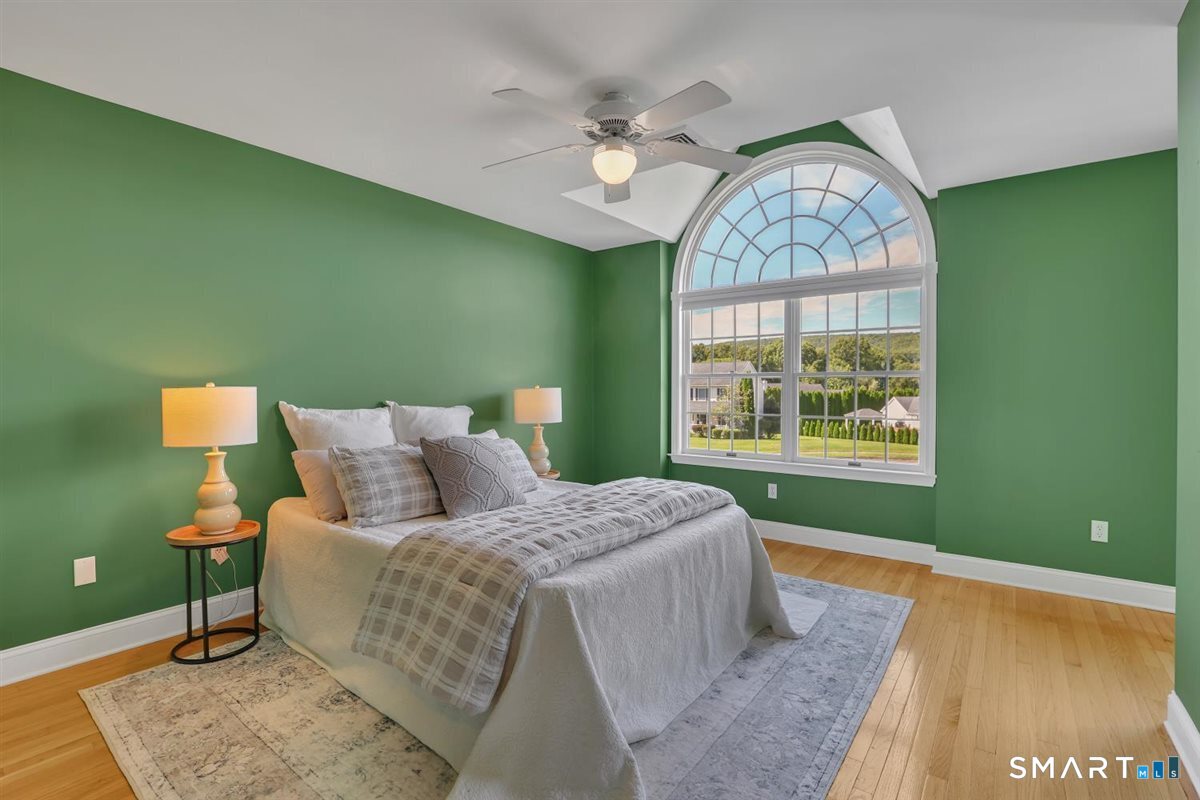 56 Foxcroft Court Southington CT 06489