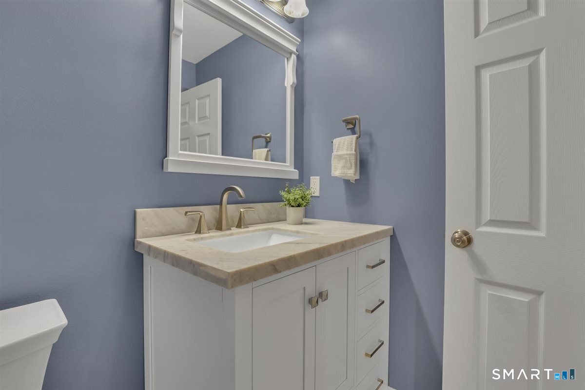 56 Foxcroft Court Southington CT 06489