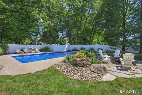 56 Foxcroft Court Southington CT 06489