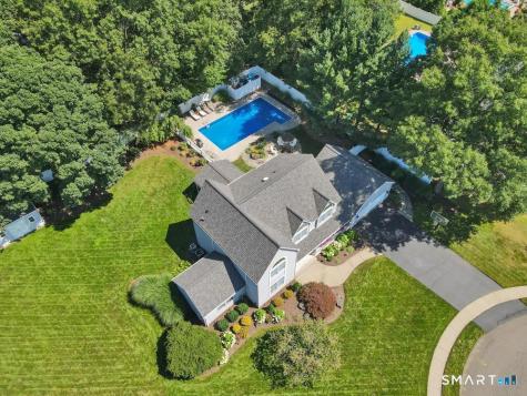 56 Foxcroft Court Southington CT 06489