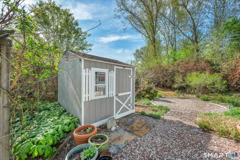122 Nooks Hill Road Cromwell CT 06416