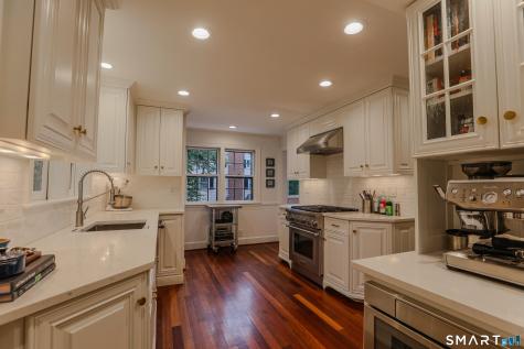 53 Belknap Road West Hartford CT 06117